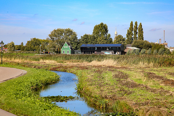 MV1_0126
