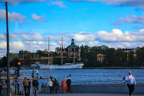 MV1_0328