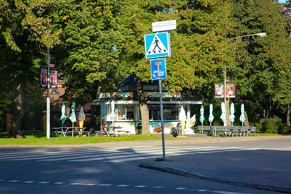 MV1_0672