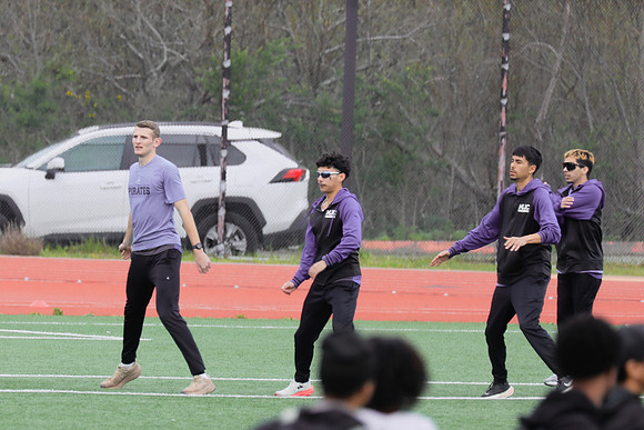 MV2_2351