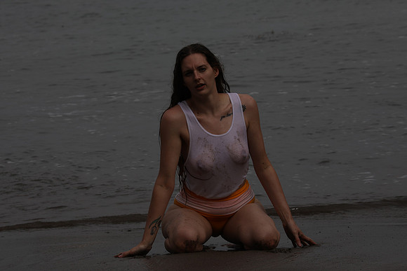 MV2_2223