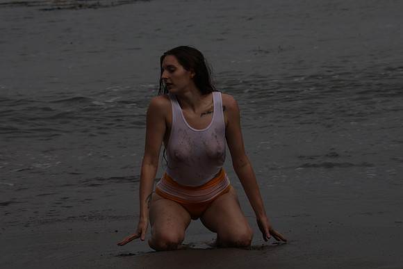 MV2_2225